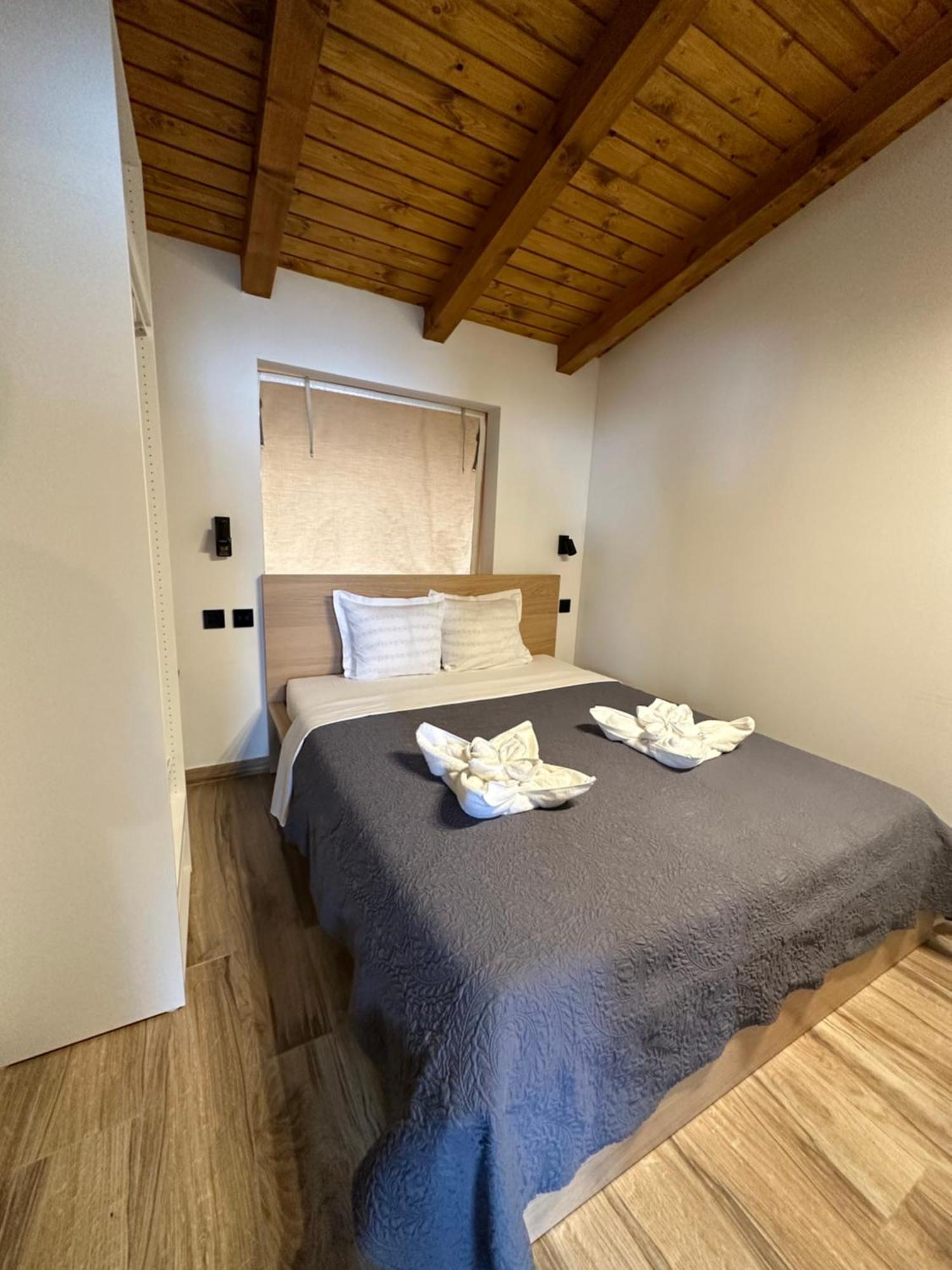 Golden Haven Luxe Bungalow Resort Murter Exteriör bild