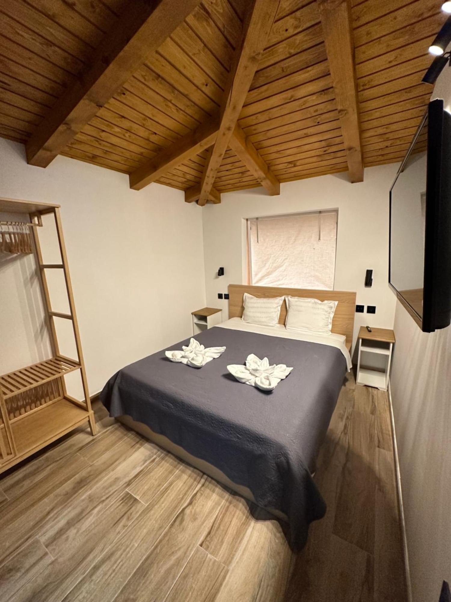 Golden Haven Luxe Bungalow Resort Murter Exteriör bild