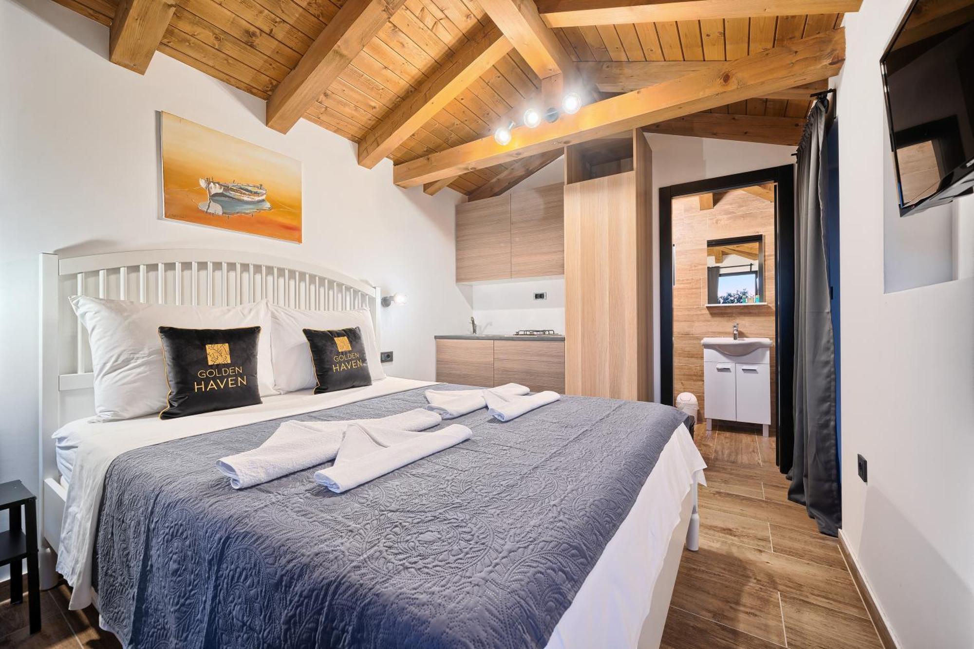 Golden Haven Luxe Bungalow Resort Murter Exteriör bild