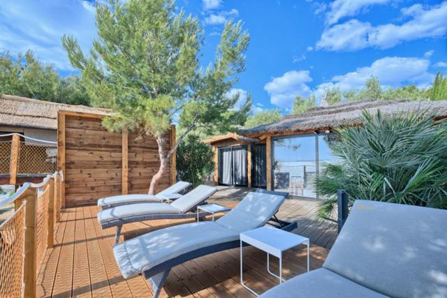 Golden Haven Luxe Bungalow Resort Murter Exteriör bild