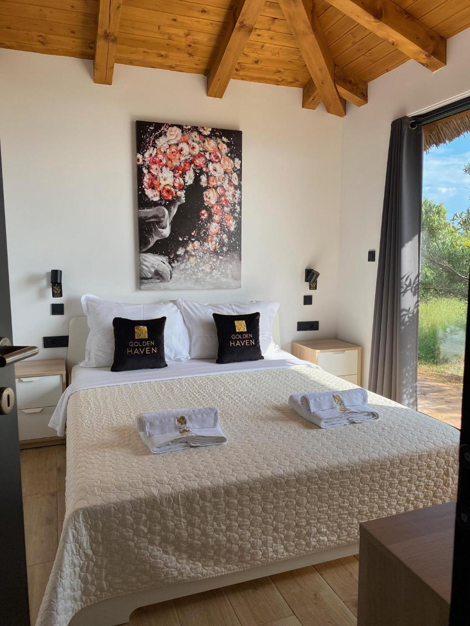 Golden Haven Luxe Bungalow Resort Murter Exteriör bild