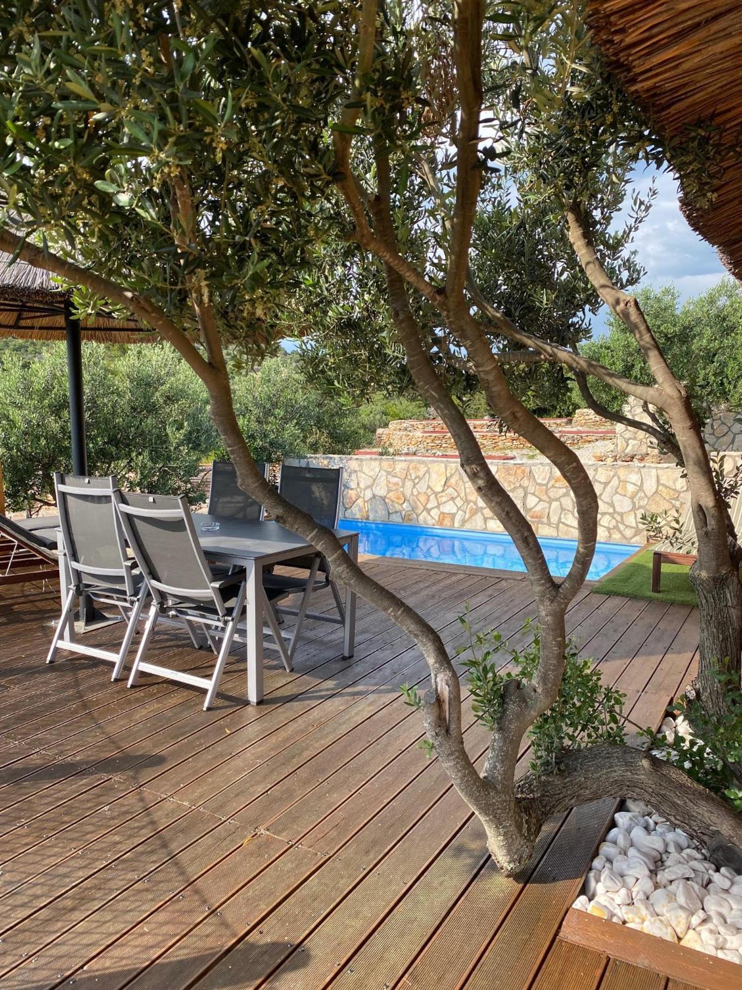 Golden Haven Luxe Bungalow Resort Murter Exteriör bild