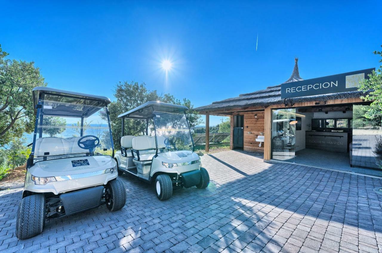 Golden Haven Luxe Bungalow Resort Murter Exteriör bild