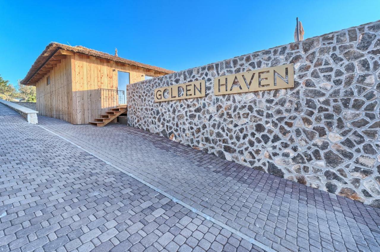 Golden Haven Luxe Bungalow Resort Murter Exteriör bild
